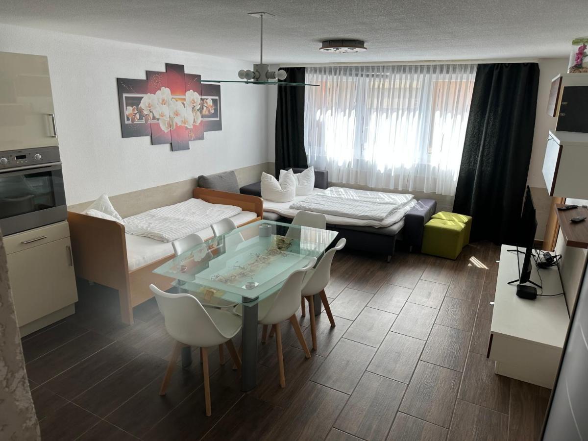 Apartment Stabel 8,1 Km Von Europa Park Kippenheim Buitenkant foto